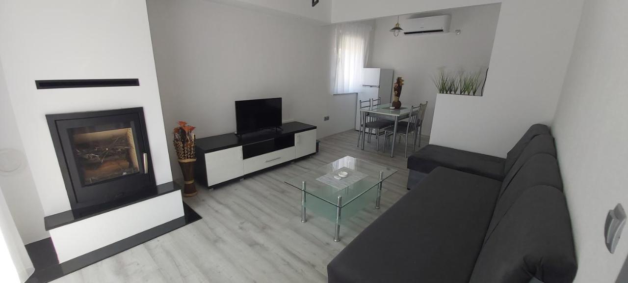 فيلا Urban House M & M موستار المظهر الخارجي الصورة